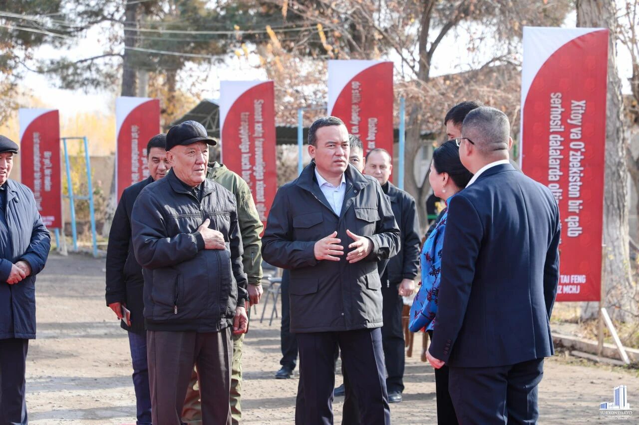 “规模化布局+标准化管控+智能化运维”